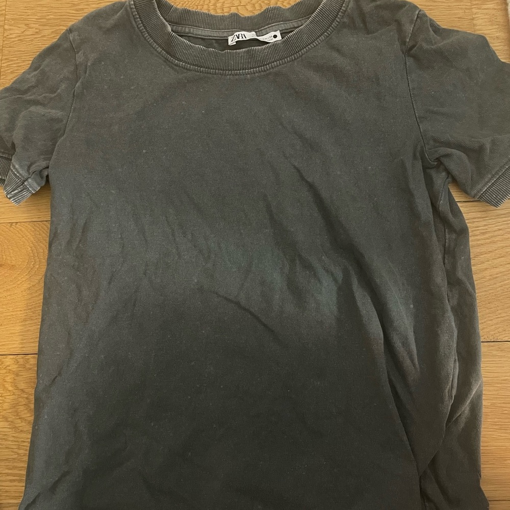 Zara charcoal tshirt size small